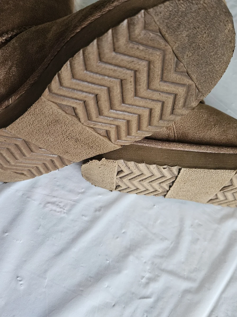 Women's Tan Faux-Shearling Winter Boots
